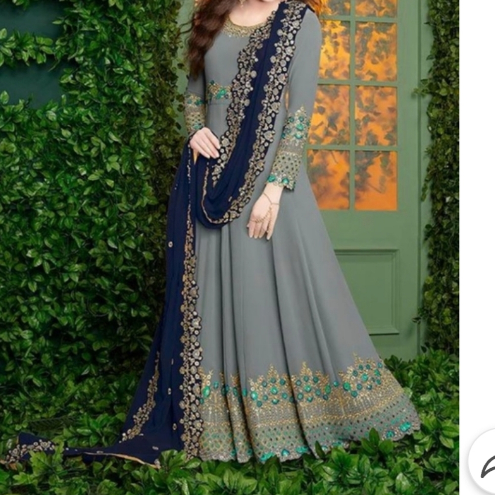 New salwar kameez Size Small